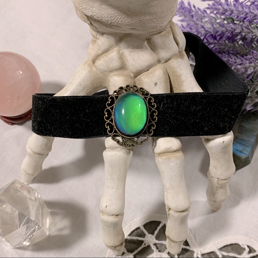 Mood Stone Black Velvet Choker - Freedom Topshop